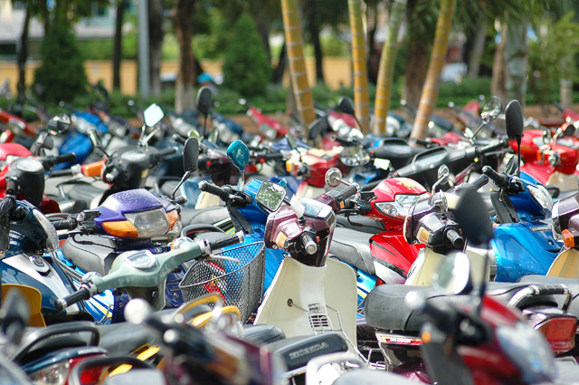 Vietnamese Parking Lot